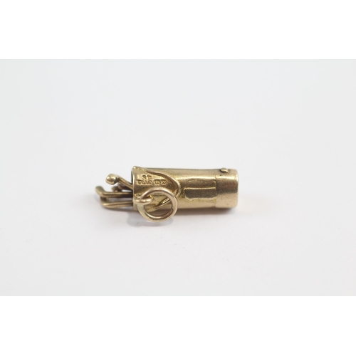 115 - 9ct Gold Vintage Gold Clubs In Bag Charm (2.3g)