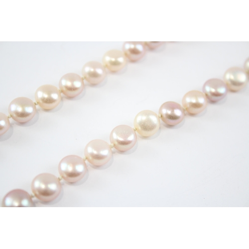 127 - 18ct Gold Clasped Pink Cultured Button Pearl Necklace (38.9g)