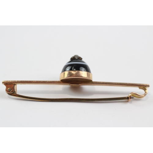 131 - 9ct Gold Antique Bull Eye Agate & Old Cut Diamond Bar Brooch With Base Metal Pin (4.4g)