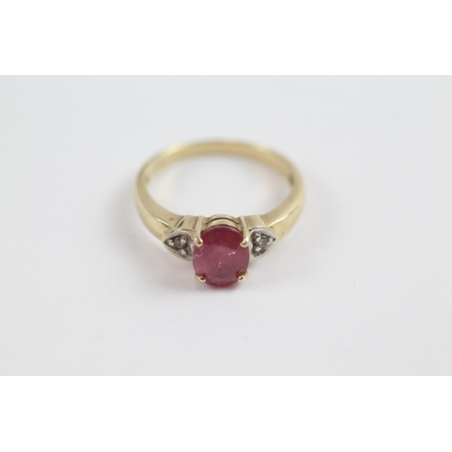 140 - 9ct Gold Ruby Single Stone Ring With Diamond Sides (3.3g) Size  N