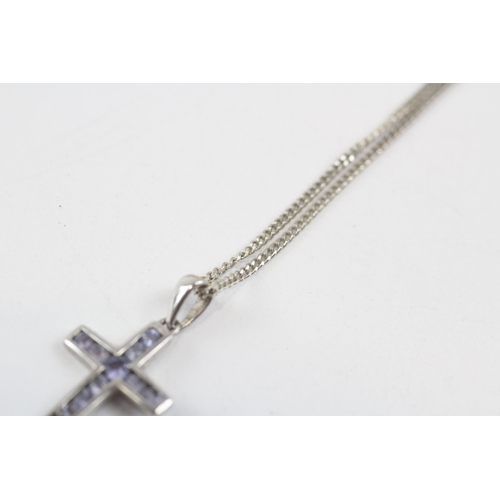 160 - 9ct White Gold Tanzanite Set Christian Cross Pendant Necklace (3.4g)
