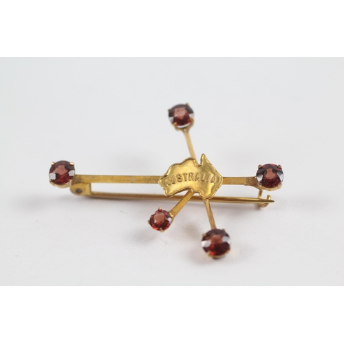 164 - 9ct Gold Antique Garnet Set Southern Cross Souvenir Brooch (2.4g)