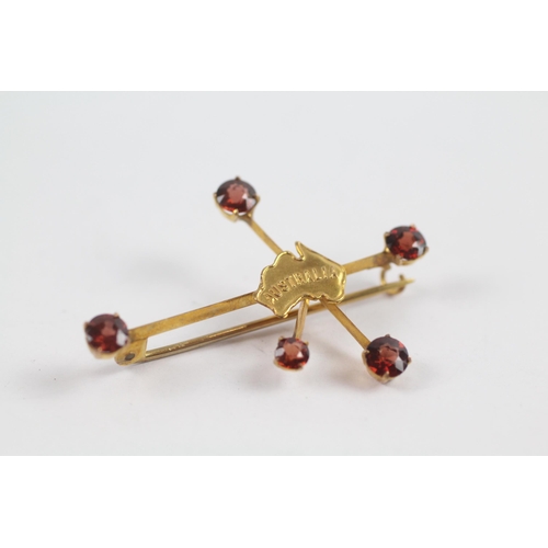 164 - 9ct Gold Antique Garnet Set Southern Cross Souvenir Brooch (2.4g)
