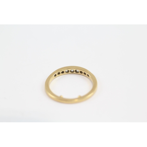 22 - 18ct Gold Diamond Nine Stone Ring (2g) Size  H 1/2