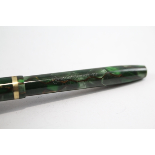 475 - Vintage CONWAY STEWART 12 Green FOUNTAIN PEN w/ 14ct Gold Nib WRITING