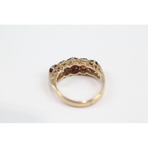 82 - 9ct Gold Vintage Garnet Set Dress Ring (2.9g) Size  N