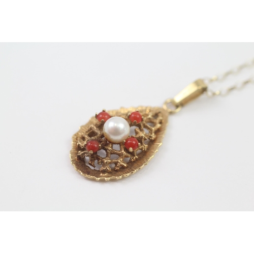 102 - 9ct Gold Coral & Cultured Pearl Pendant Necklace (2.8g)