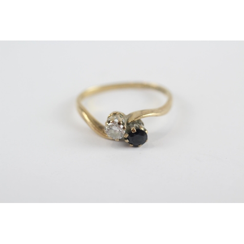 120 - 9ct Gold Diamond & Sapphire Two Stone Ring (1.6g) Size  M