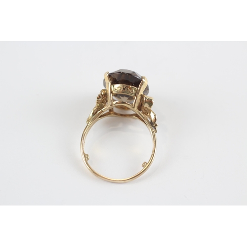 129 - 9ct Gold Smoky Quartz Single Stone Cocktail Ring (5.9g) Size  P