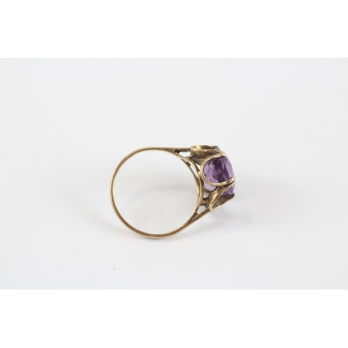 130 - 9ct Gold Amethyst Single Stone Ring (2.8g) Size  M