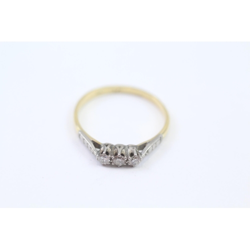 133 - 18ct Gold & Platinum Set Antique Diamond Trilogy Ring (1.9g) Size  O