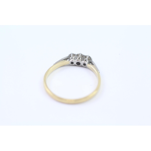 133 - 18ct Gold & Platinum Set Antique Diamond Trilogy Ring (1.9g) Size  O