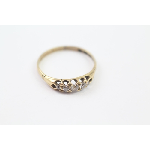 158 - 18ct Gold Vintage Diamond Five Stone Ring (1.7g) Size  P