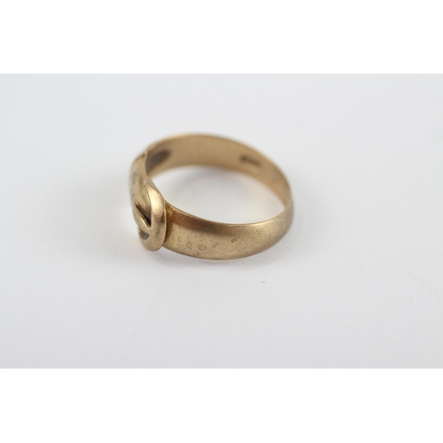 190 - 9ct Gold Antique Buckle Ring (2.8g) Size  M