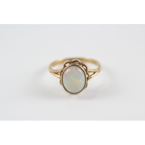 20 - 9ct Gold Vintage Opal Dress Ring (2.7g) Size  Q