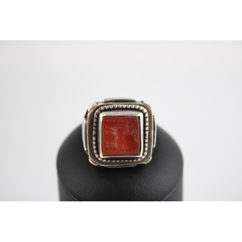 214 - Silver antique intaglio ring (28g)