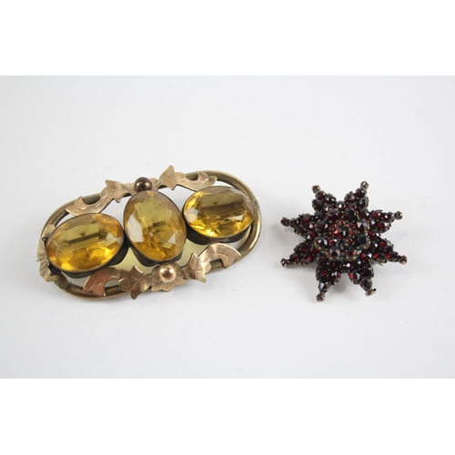 232 - Two antique gemstone brooches including Bohemian Garnet (25g)