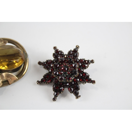 232 - Two antique gemstone brooches including Bohemian Garnet (25g)