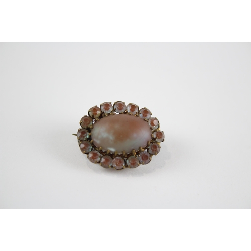 239 - Antique Moonstone brooch (4g)