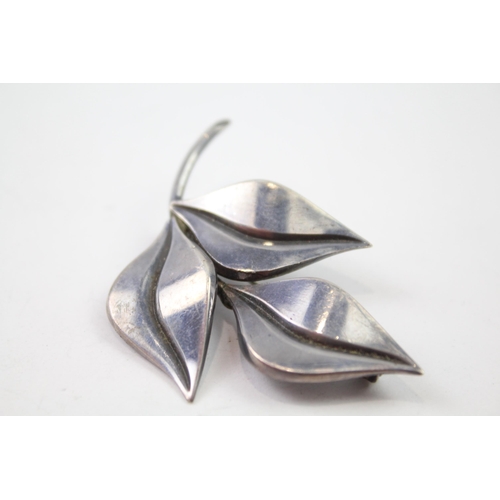 240 - Silver modernist leaf brooch by Danish maker SCF (15g)