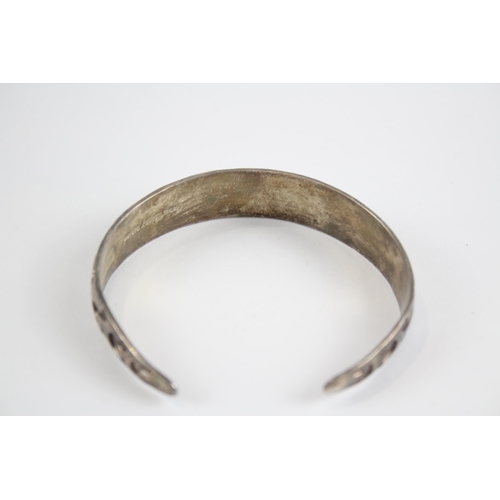 241 - Silver bangle Viking period by Norwegian maker David Anderson (45g)