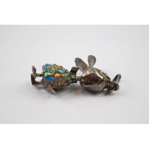 254 - Silver enamel articulated duck pendant (14g)