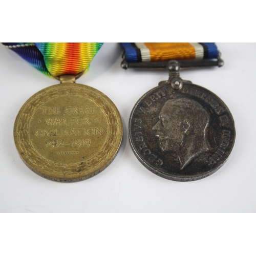 298 - WW1 Medal Pair & Original Long Ribbons Named 46135 Pte. R Cairns H.L.I