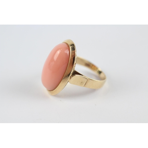 30 - 9ct Gold Coral Statement Ring (4.8g) Size  L