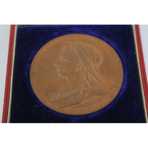 304 - Boxed Queen Victoria 1897 Jubilee Bronze Medal