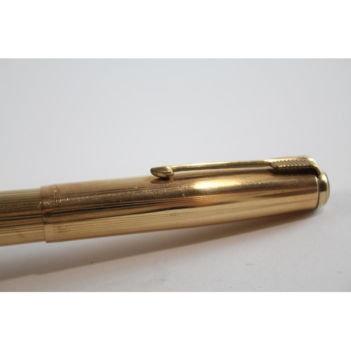 452 - Vintage Parker 51 Gold Plated Fountain Pen w/ 14ct Gold Nib WRITING (27g)