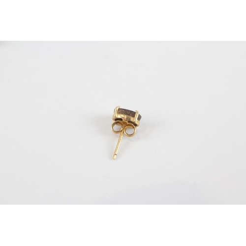 46 - 14ct Gold Boulder Opal Stud Earrings (0.8g)