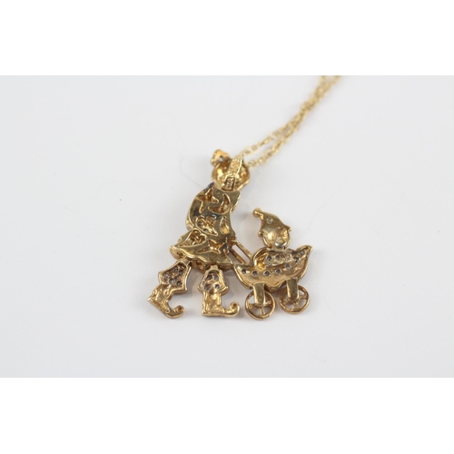 48 - 9ct Gold Diamond 'Mum & Baby In The Pram' Pendant Necklace (4.2g)