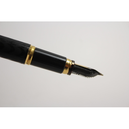 486 - Waterman Ideal Black Fountain Pen w/ 18ct Gold Nib WRITING