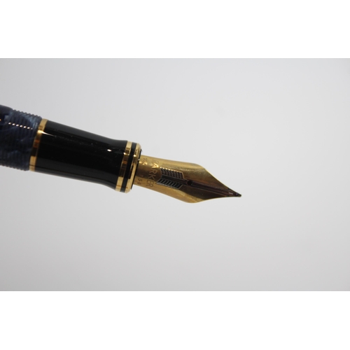 498 - Parker Duofold Navy Lacquer Fountain Pen w/ 18ct Gold Nib, Ballpoint Etc