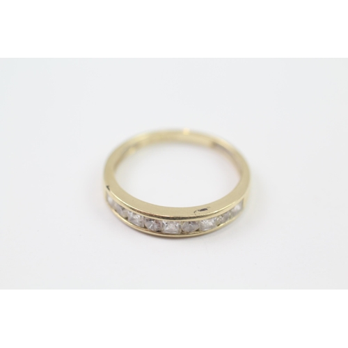 59 - 14ct Gold Clear Gemstone Half Eternity Ring (2.4g) Size  P