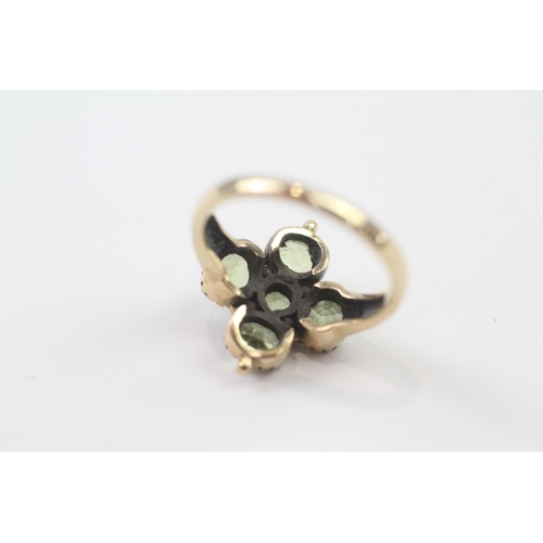 86 - 9ct Gold Peridot Five Stone Cluster Ring (3.8g) Size  N