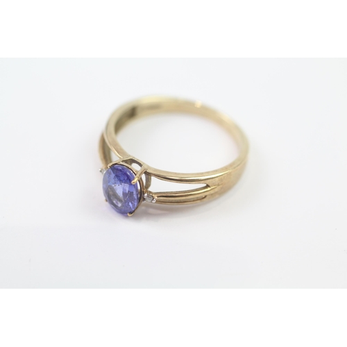 91 - 9ct Gold Tanzanite Single Stone Ring With Diamond Sides & Split Shank (2.7g) Size  S