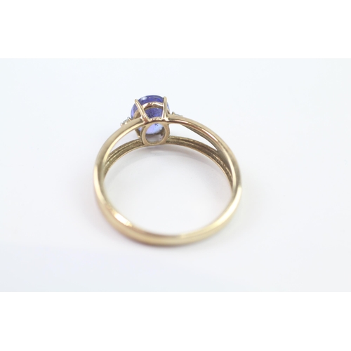 91 - 9ct Gold Tanzanite Single Stone Ring With Diamond Sides & Split Shank (2.7g) Size  S