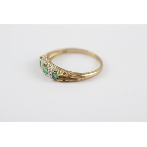 109 - 9ct Gold Vintage Emerald And Diamond Set Band Dress Ring (2g) Size  P