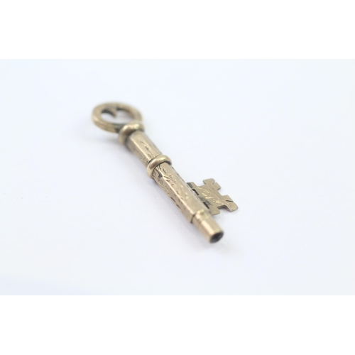 113 - 9ct Gold Antique Key Shaped Watch Key Fob (1.3g)