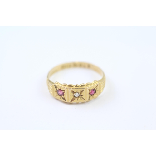 119 - 18ct Gold Victorian Ruby And Diamond Set Gypsy Ring (2.8g) Size  L