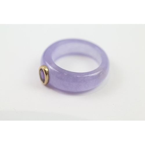 120 - 9ct Gold Purple Dyed Jade And Amethyst Set Cocktail Ring (5g) Size  O