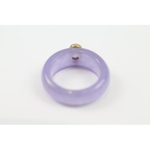 120 - 9ct Gold Purple Dyed Jade And Amethyst Set Cocktail Ring (5g) Size  O