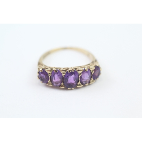 127 - 9ct Gold Vintage Amethyst Set Five Stone Ring (2.7g) Size  N