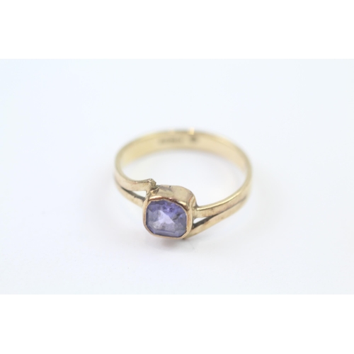 133 - 9ct Gold Vintage Square Cut Tanzanite Set Solitaire Ring (2g) Size  M