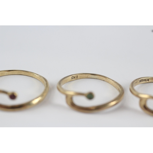 154 - 3 x 9ct gold emerald, sapphire & ruby stacker rings (3.8g) Size  M+M+P