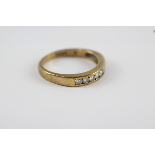 196 - 9ct gold vintage diamond half eternity ring (2.8g) Size  O