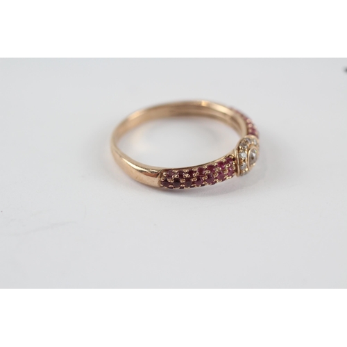 220 - 14ct rose gold diamond & pink sapphire dress ring (2.3g) Size  P