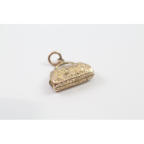 232 - 9ct gold vintage purse charm (1g)