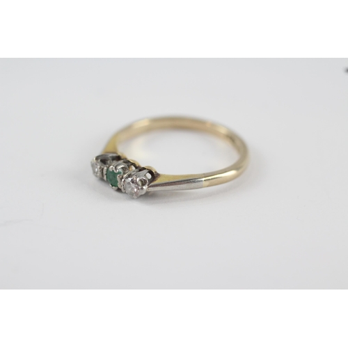 243 - 18ct gold & platinum antique emerald & diamond trilogy ring (2.4g) Size  L 1/2